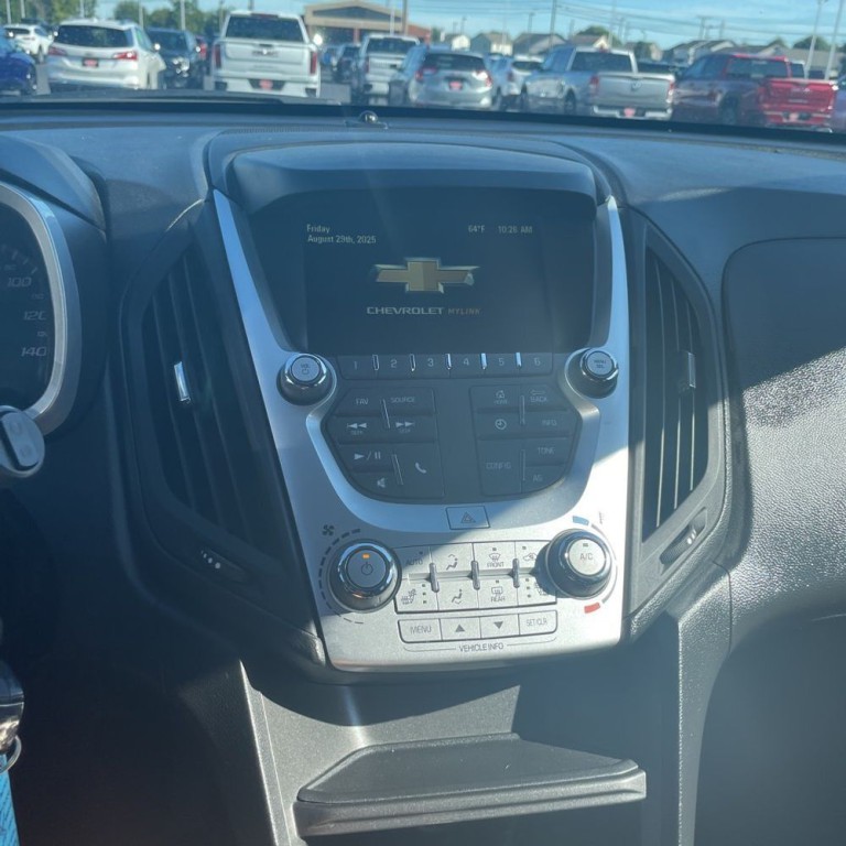 2017 Chevrolet Equinox Image 14