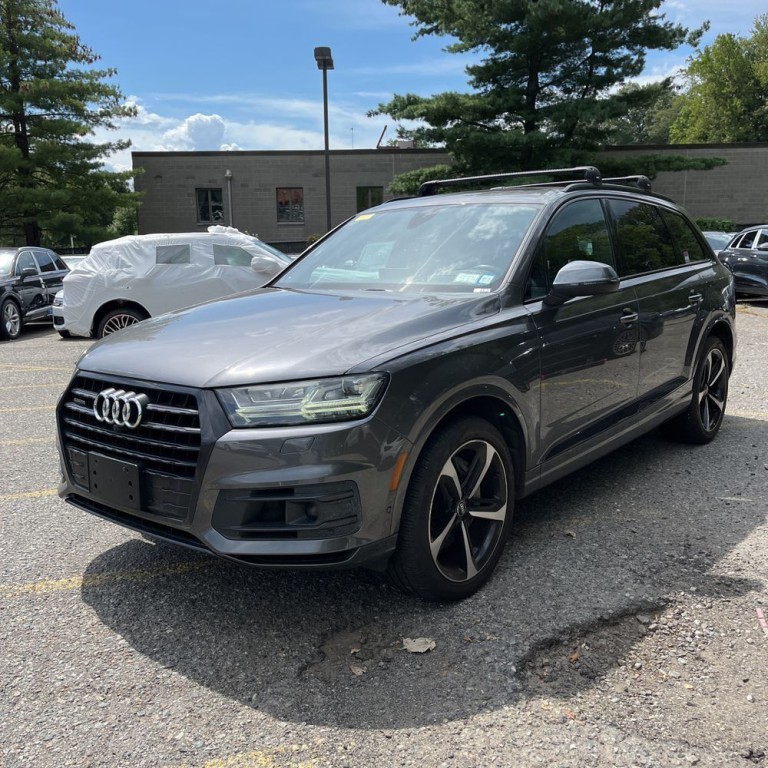 2019 Audi Q7 Image 2