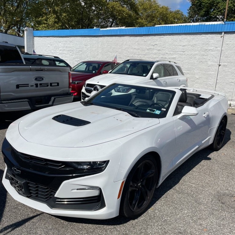 2019 Chevrolet Camaro Image 3