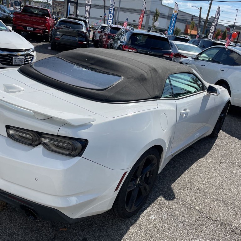 2019 Chevrolet Camaro Image 5