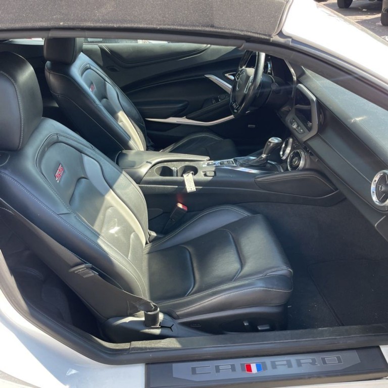 2019 Chevrolet Camaro Image 8