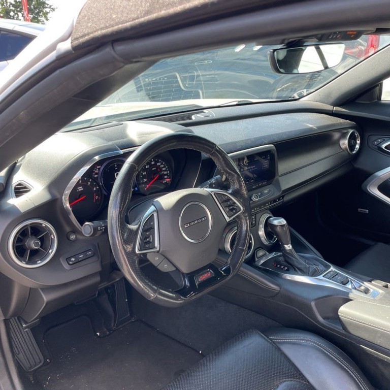 2019 Chevrolet Camaro Image 9