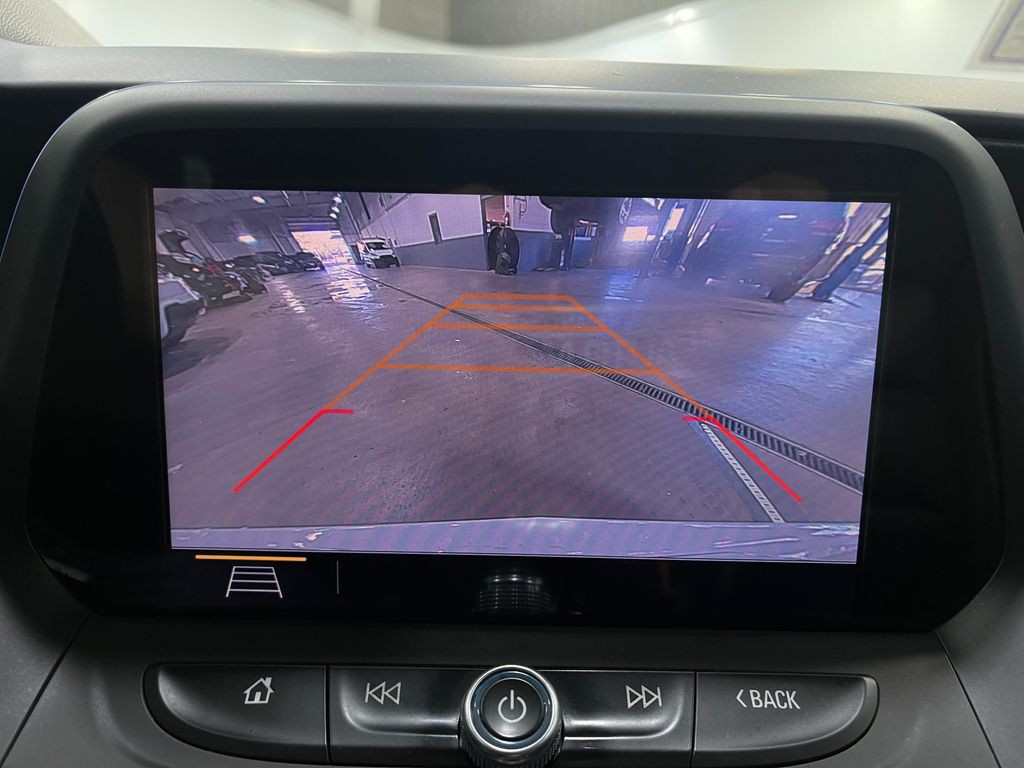 2019 Chevrolet Camaro Image 10