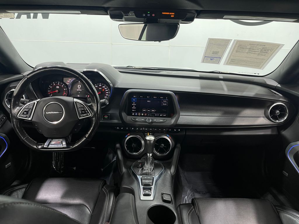 2019 Chevrolet Camaro Image 18