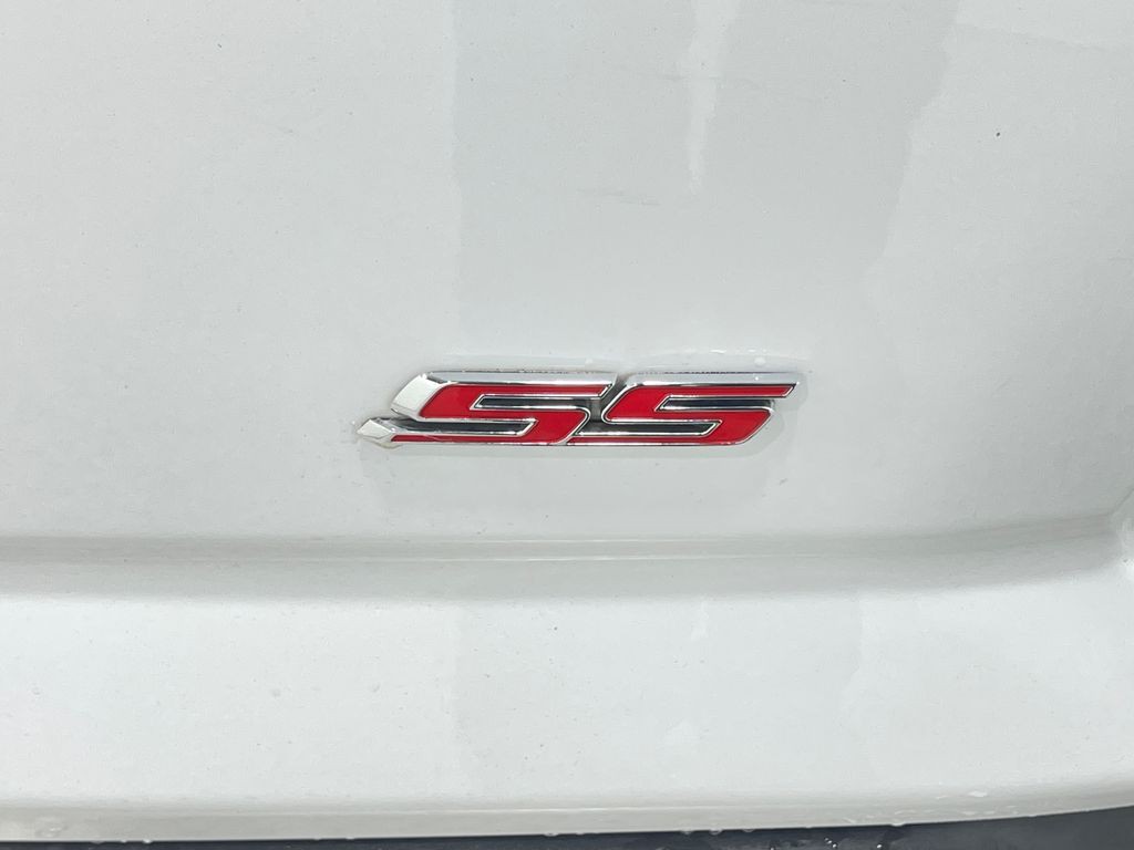 2019 Chevrolet Camaro Image 38