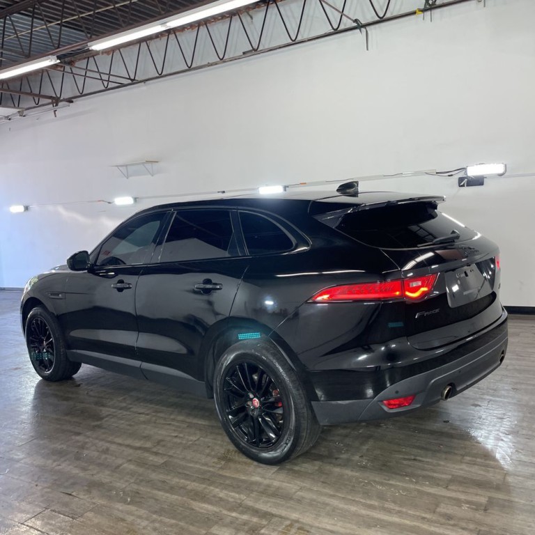 2020 Jaguar F-PACE Image 5
