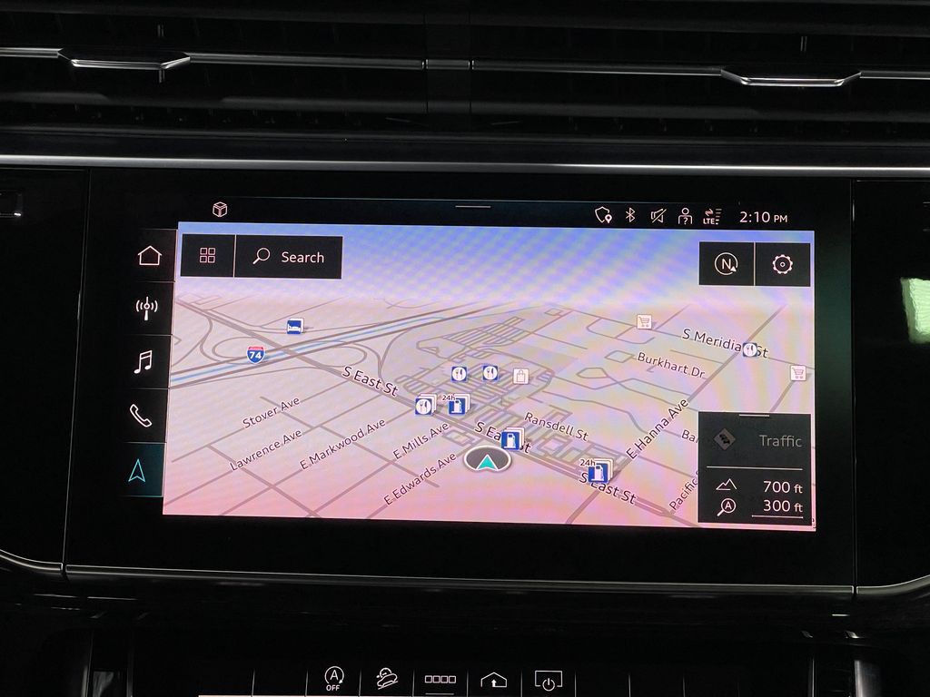 2022 Audi Q8 Image 10