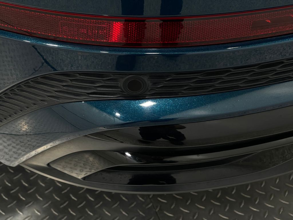 2022 Audi Q8 Image 13