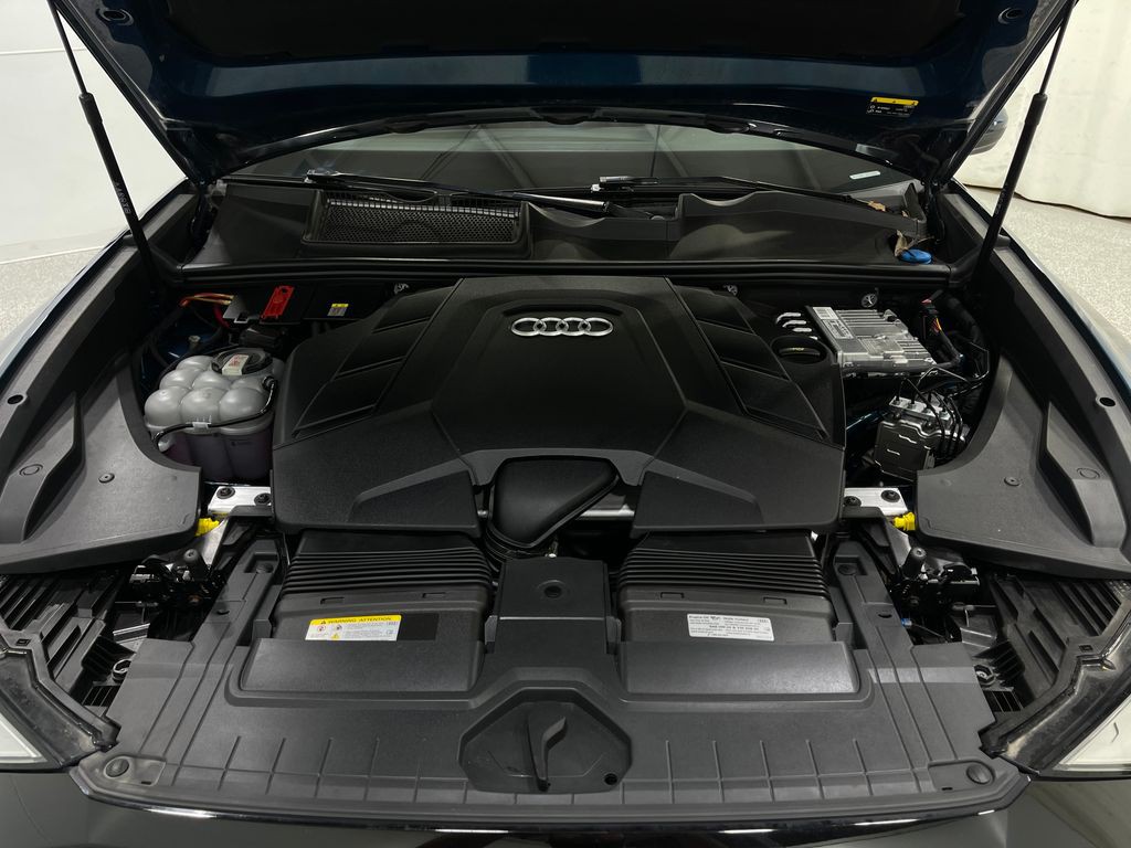 2022 Audi Q8 Image 28