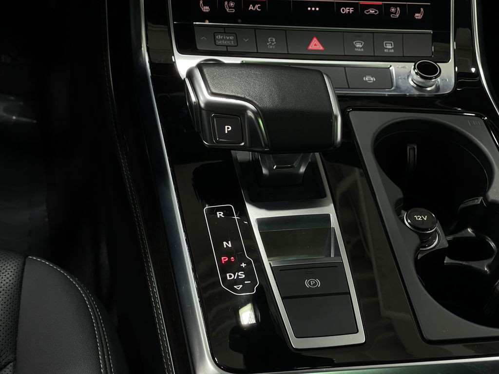 2022 Audi Q8 Image 30