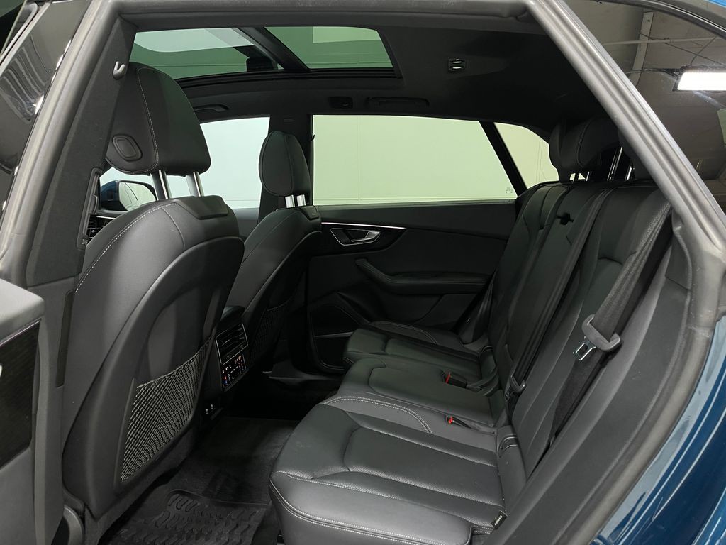 2022 Audi Q8 Image 31