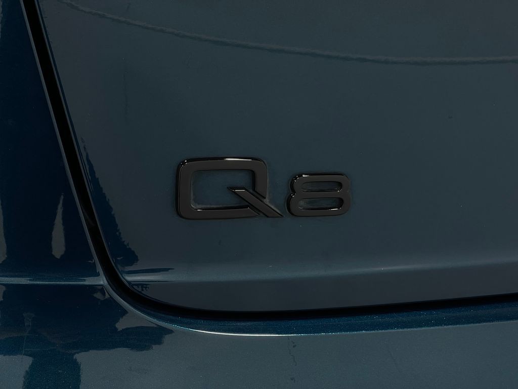 2022 Audi Q8 Image 41