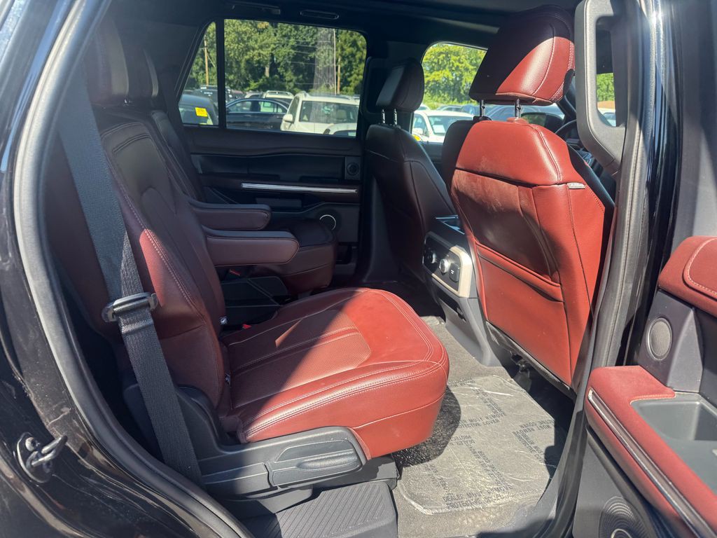 2023 Ford Expedition Image 9