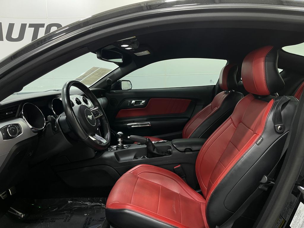 2016 Ford Mustang Image 11