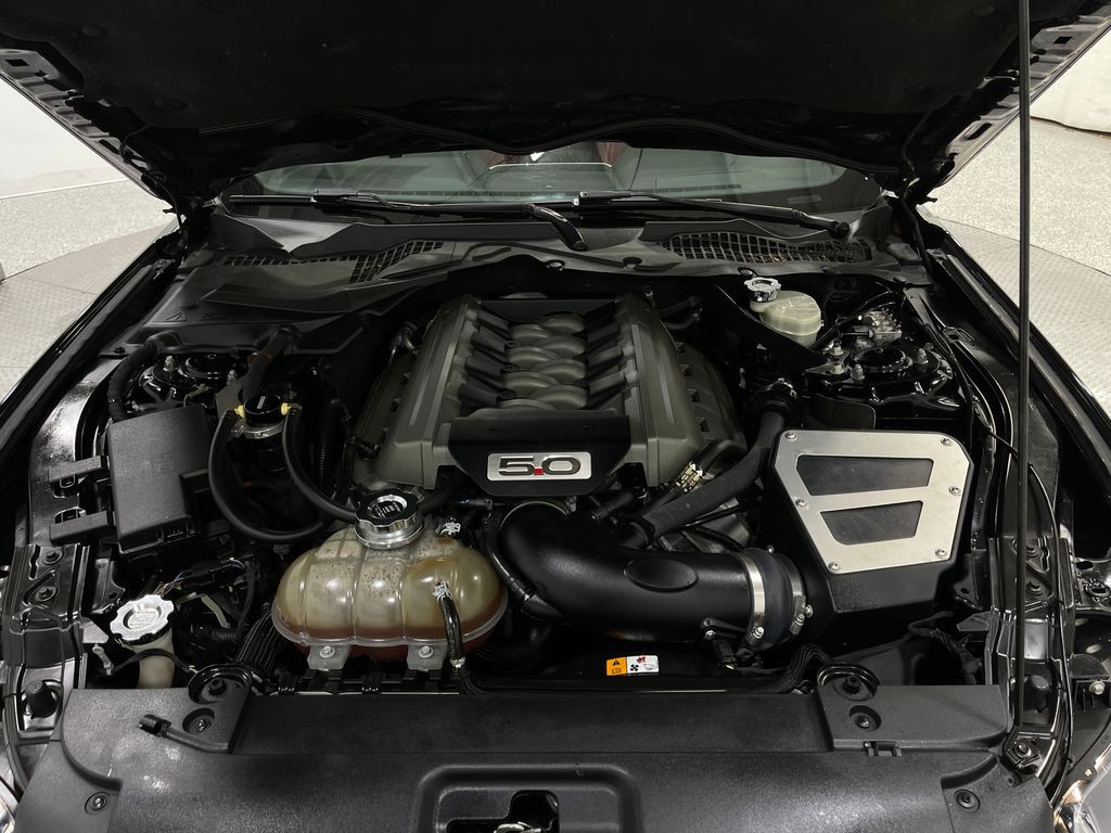 2016 Ford Mustang Image 24