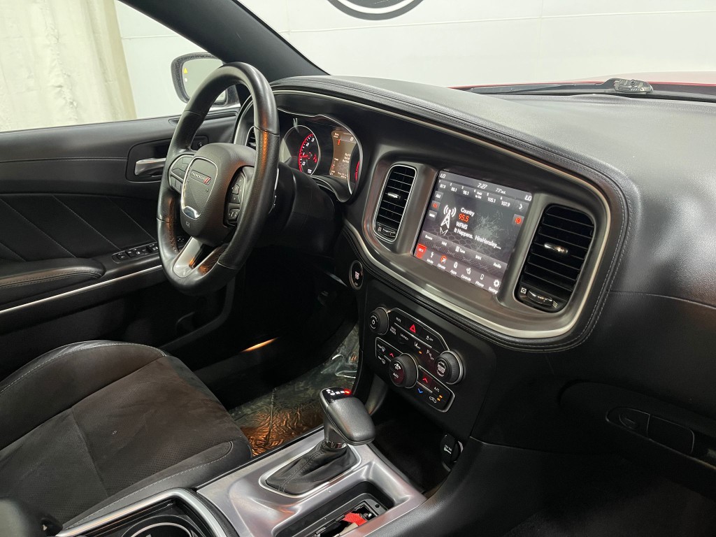 2019 Dodge Charger Image 19