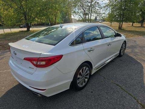 2017 Hyundai Sonata Image 3
