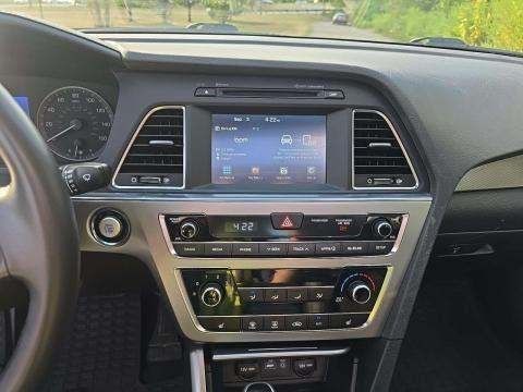 2017 Hyundai Sonata Image 6