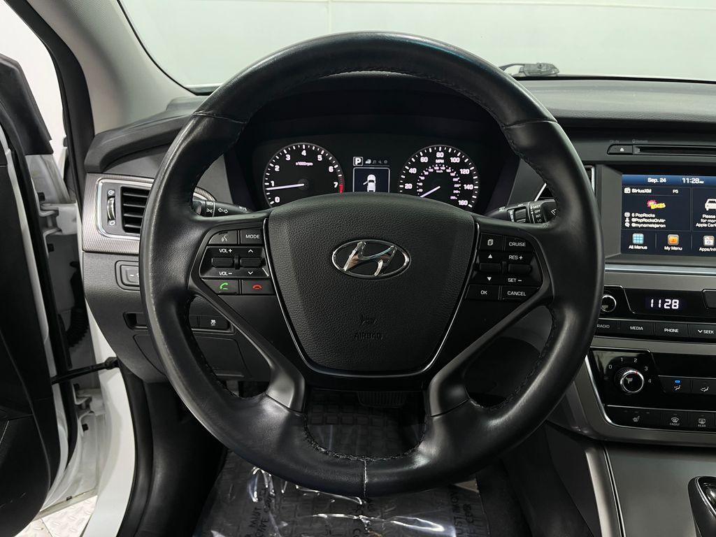 2017 Hyundai Sonata Image 20