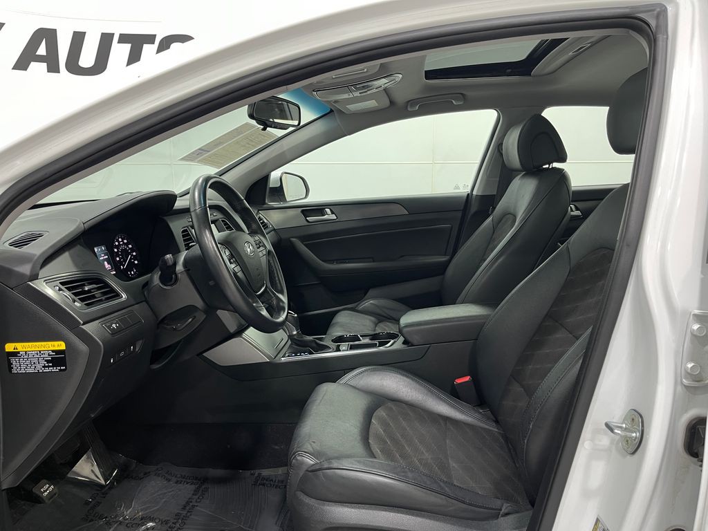 2017 Hyundai Sonata Image 11