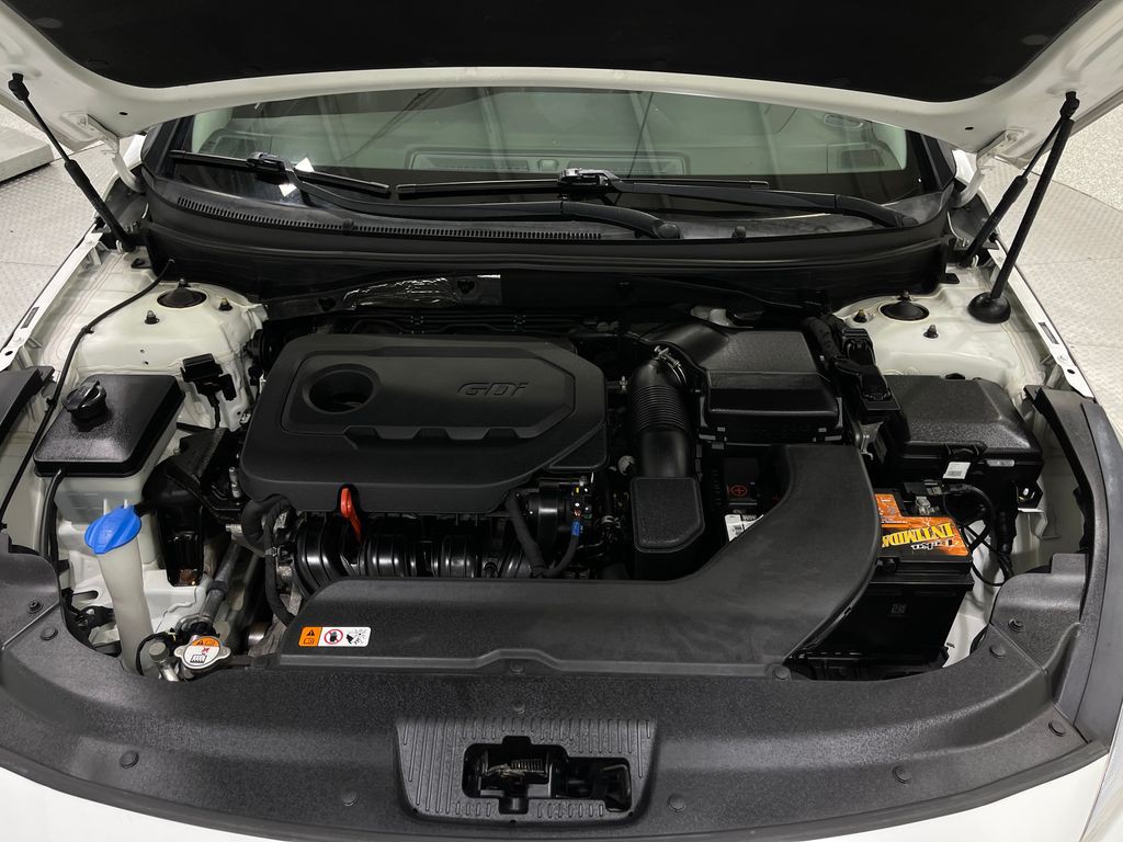 2017 Hyundai Sonata Image 25