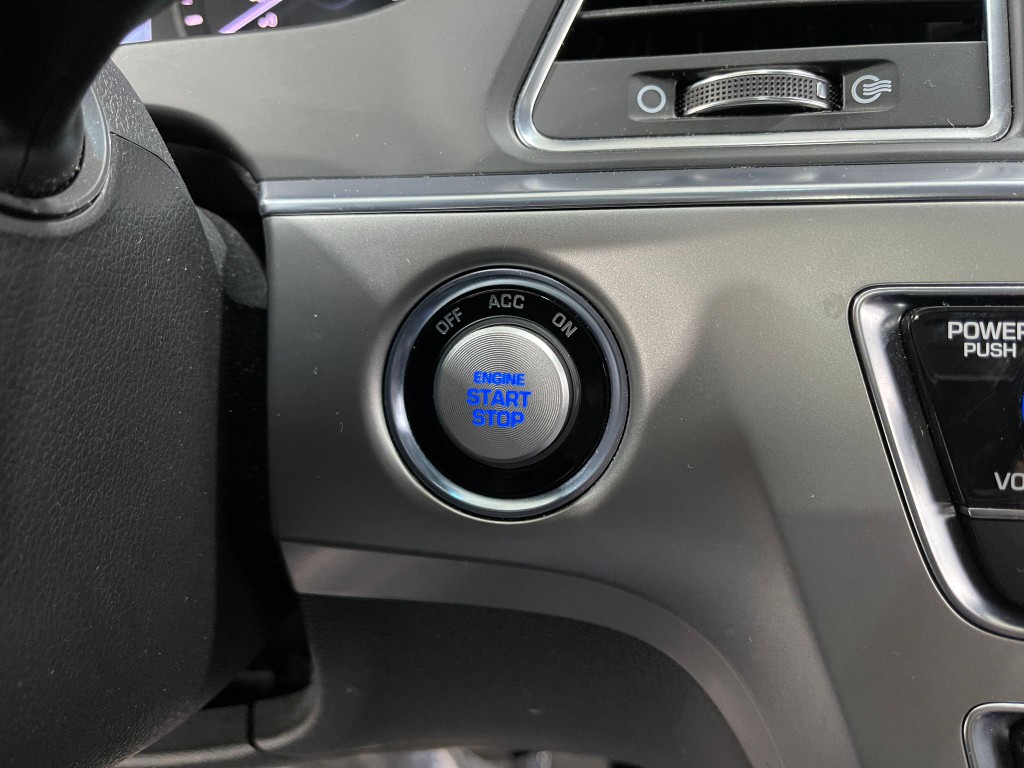 2017 Hyundai Sonata Image 20
