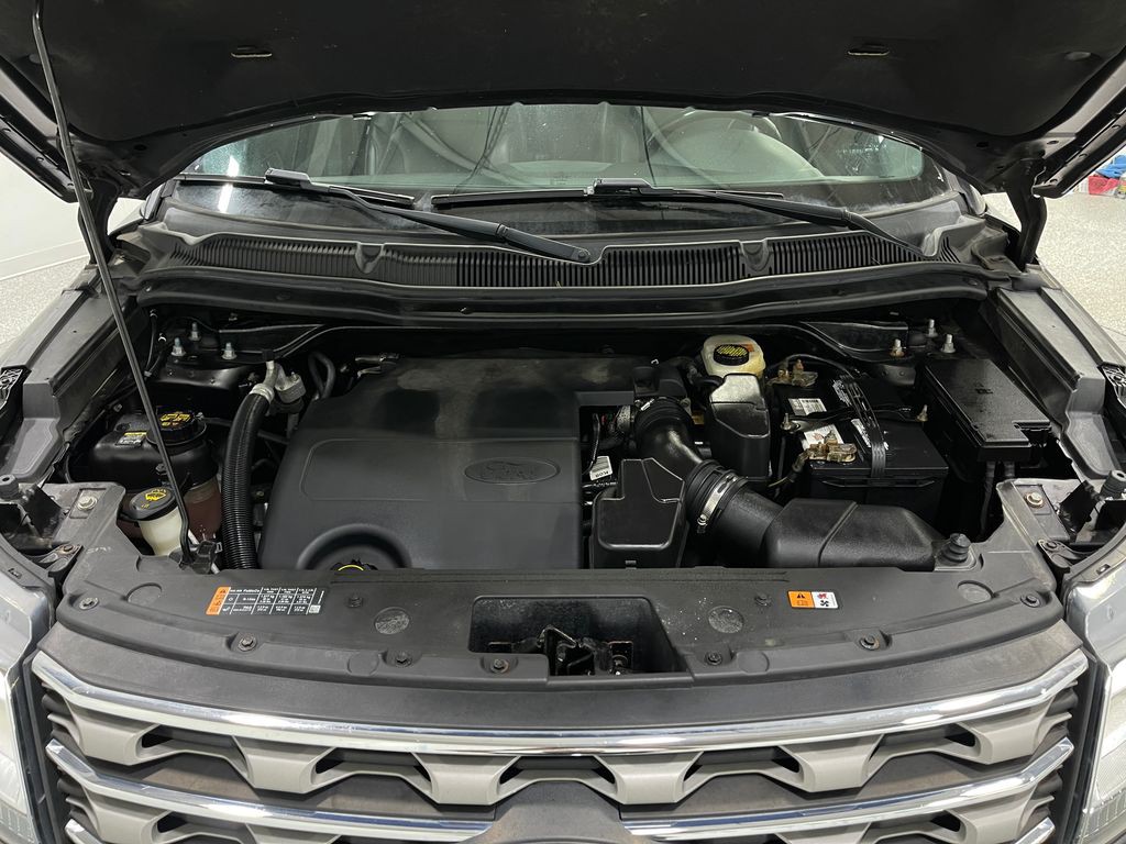 2017 Ford Explorer Image 28