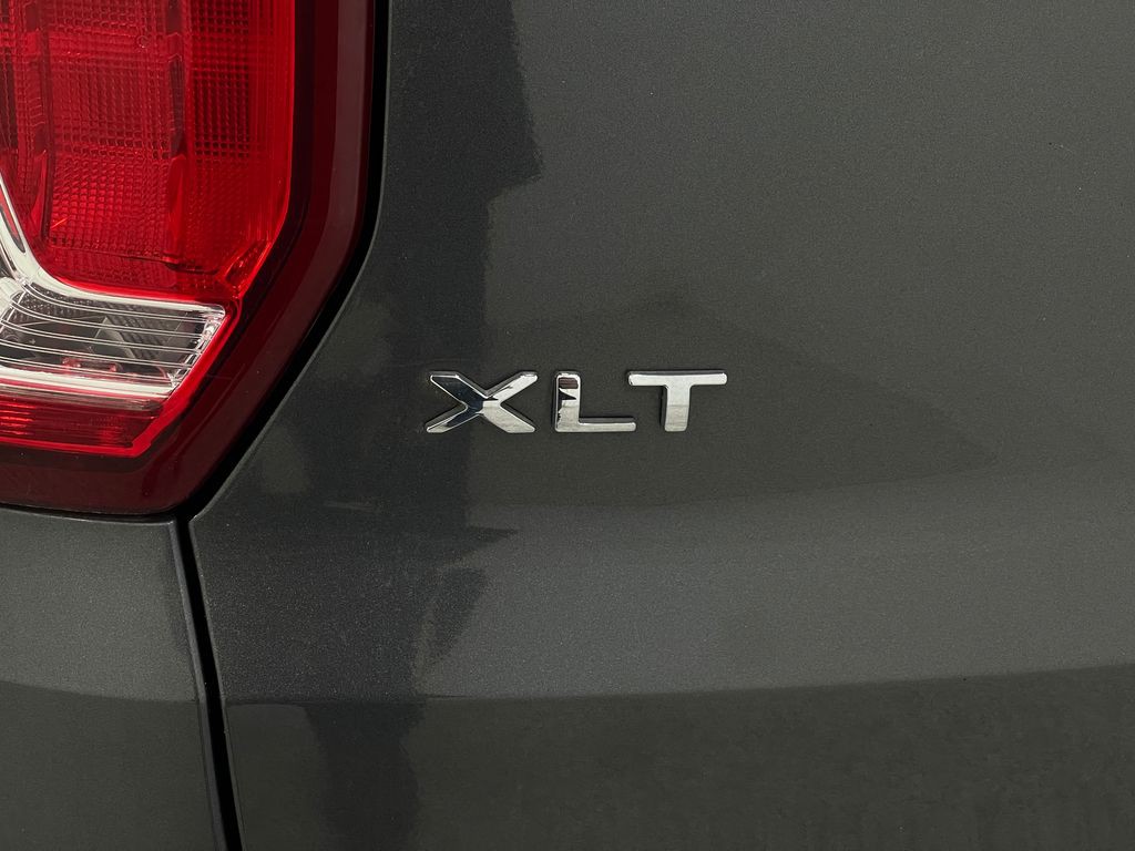 2017 Ford Explorer Image 42