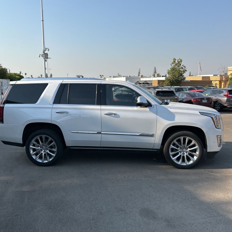 2018 Cadillac Escalade Image 4