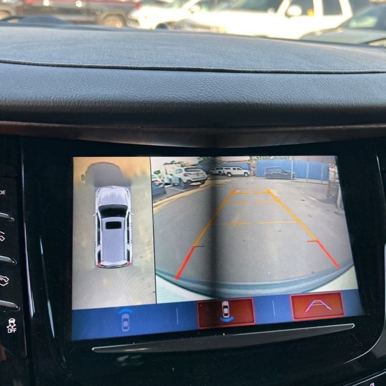 2018 Cadillac Escalade Image 14