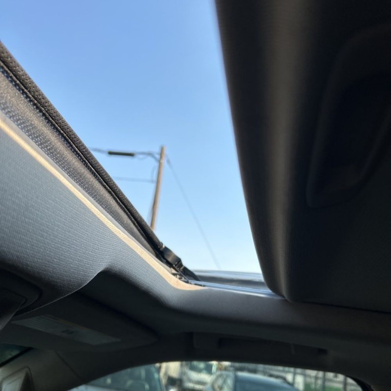2018 Cadillac Escalade Image 16