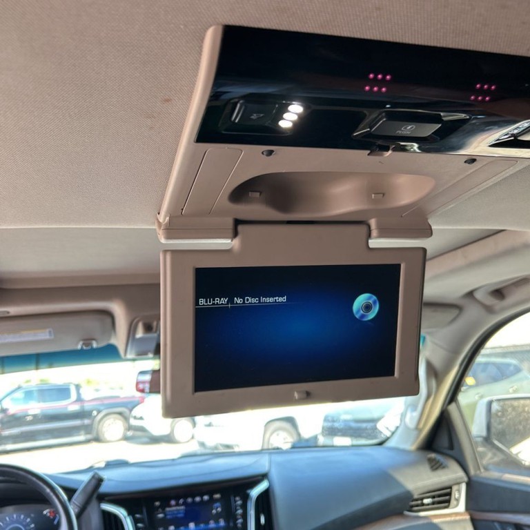 2018 Cadillac Escalade Image 19