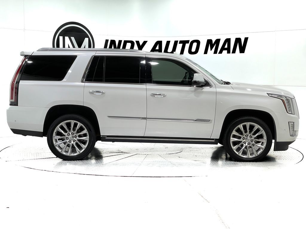 2018 Cadillac Escalade Image 3