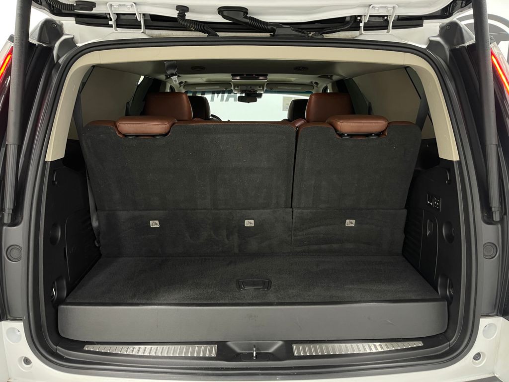 2018 Cadillac Escalade Image 28