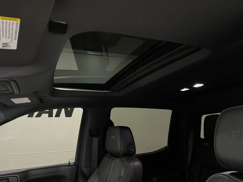 2019 Chevrolet Silverado 1500 Image 12