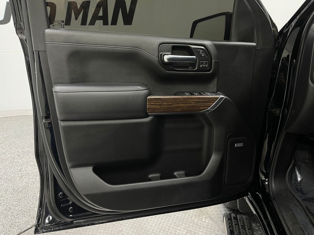 2019 Chevrolet Silverado 1500 Image 16