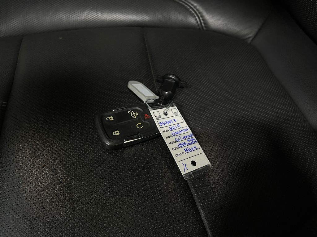 2019 Chevrolet Silverado 1500 Image 39