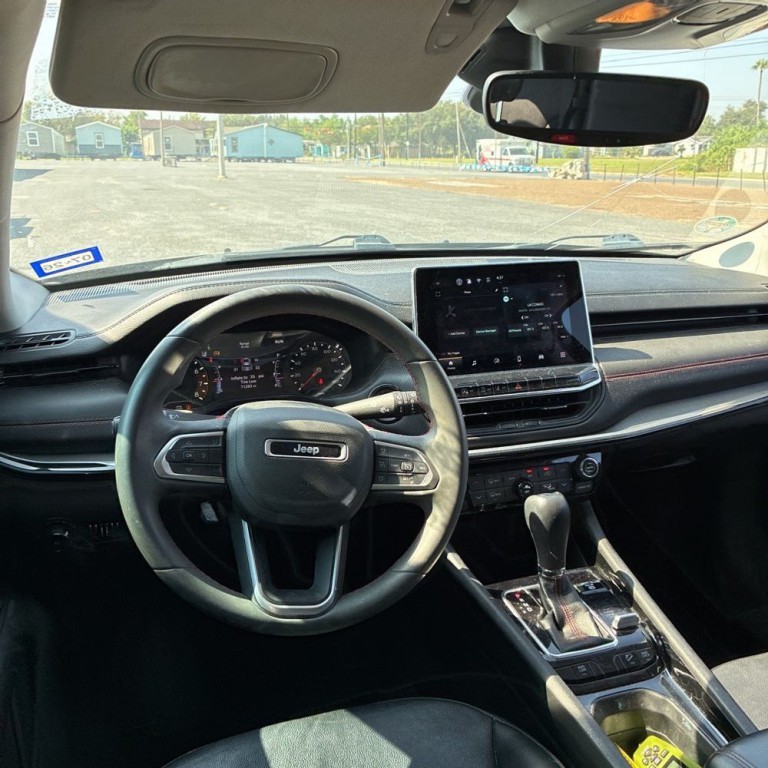 2022 Jeep Compass Image 10