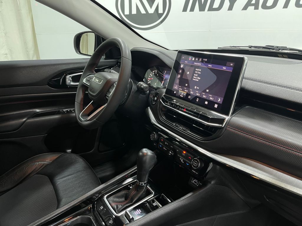 2022 Jeep Compass Image 18