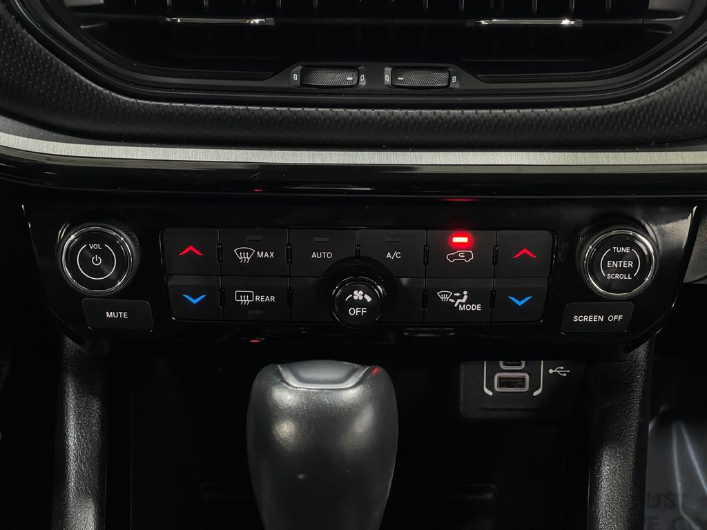 2022 Jeep Compass Image 23