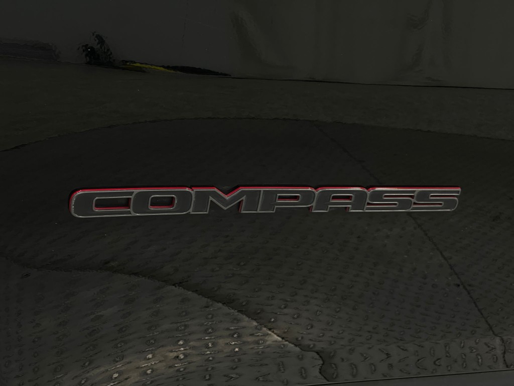 2022 Jeep Compass Image 38