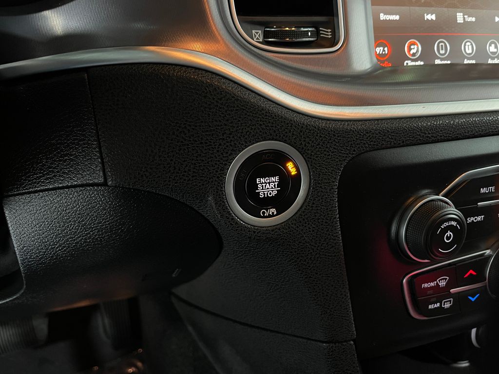 2021 Dodge Charger Image 20