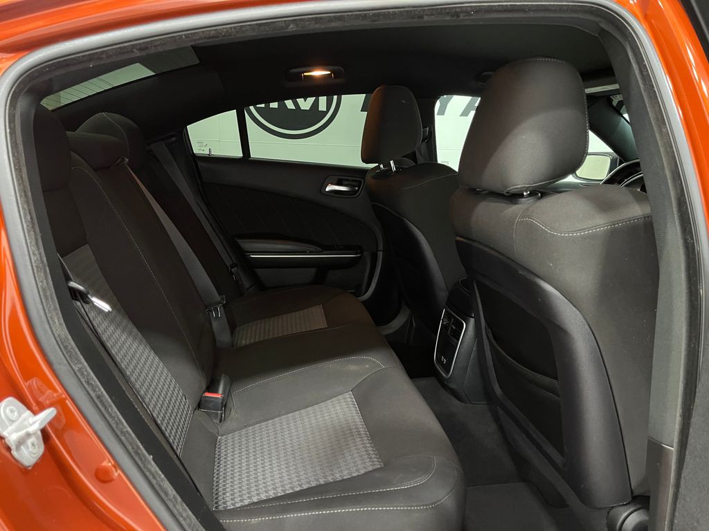 2021 Dodge Charger Image 30