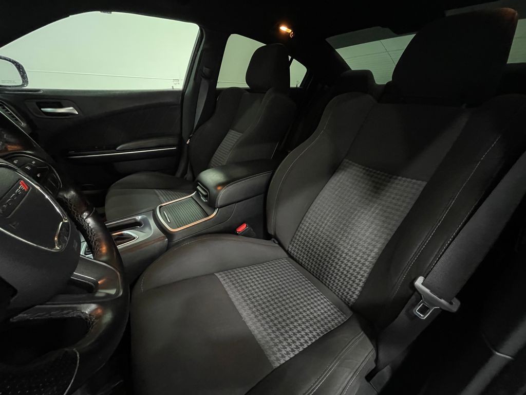 2021 Dodge Charger Image 13