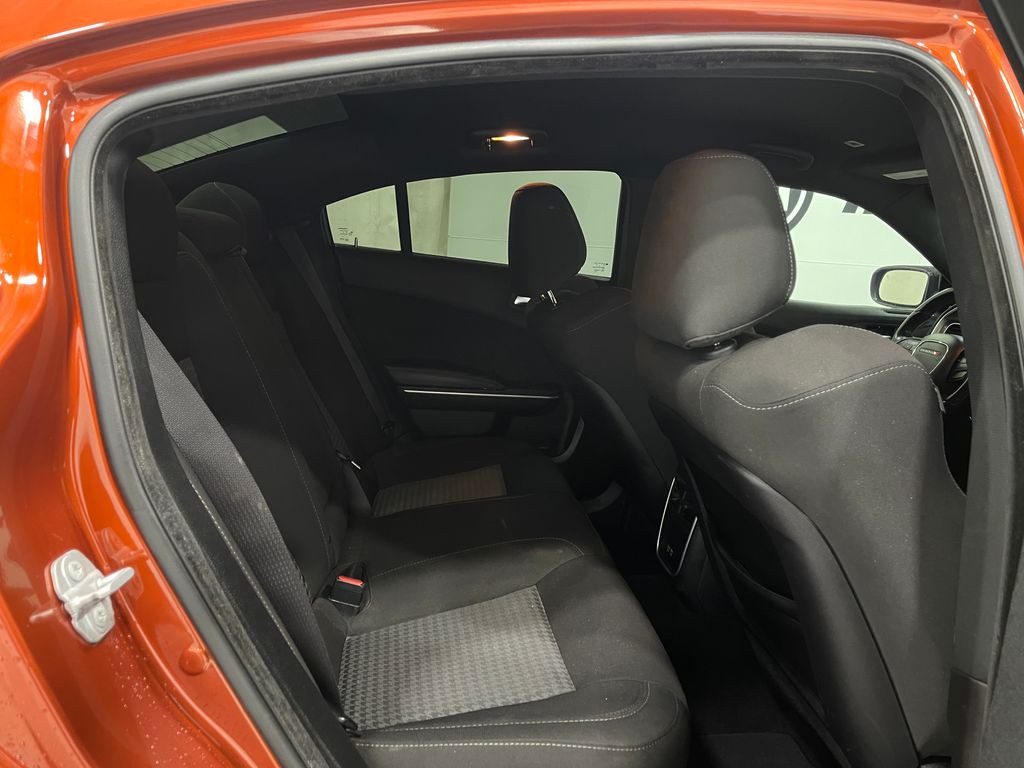 2021 Dodge Charger Image 30