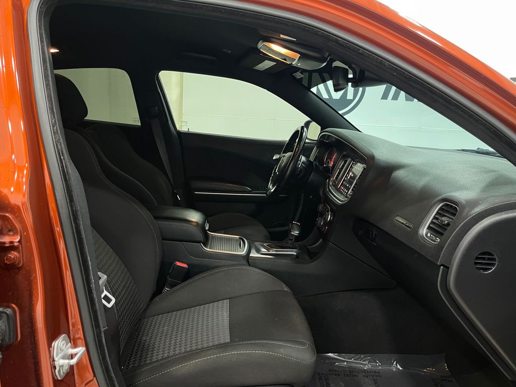 2021 Dodge Charger Image 31