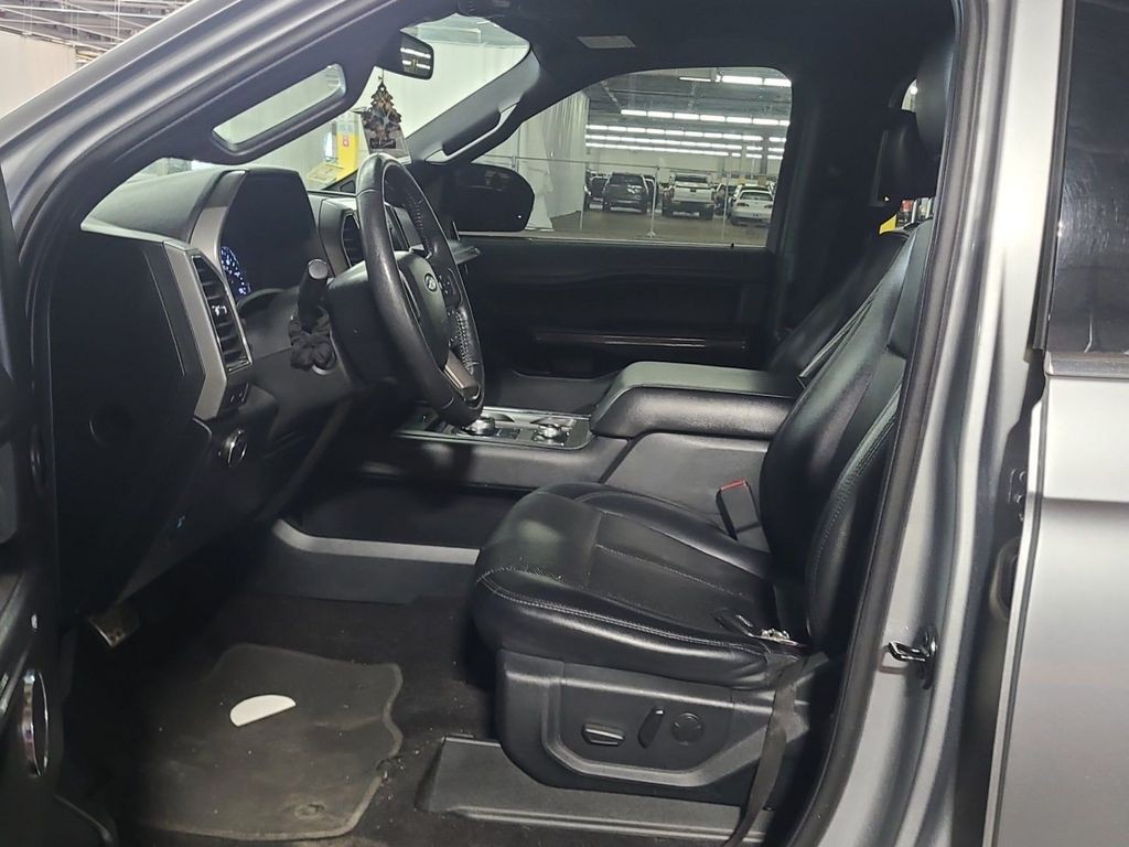 2020 Ford Expedition Image 5
