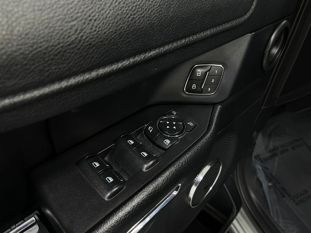 2020 Ford Expedition Image 17