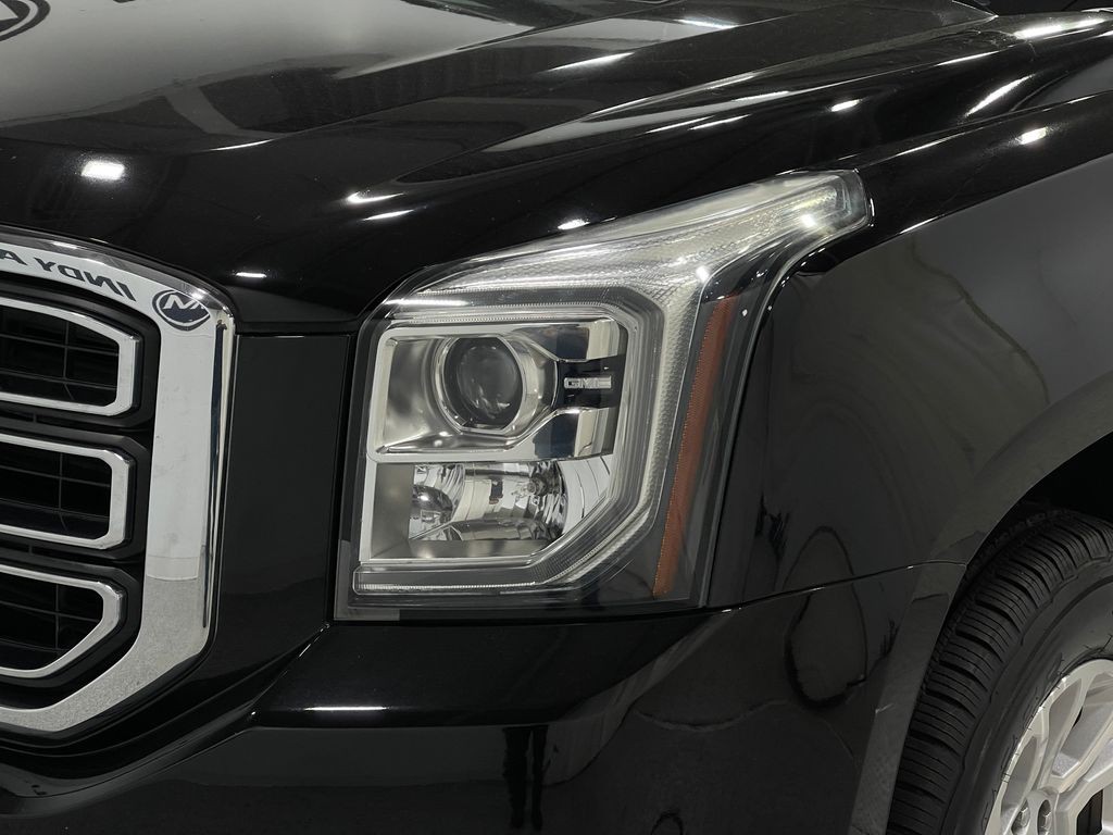 2018 GMC Yukon Image 36