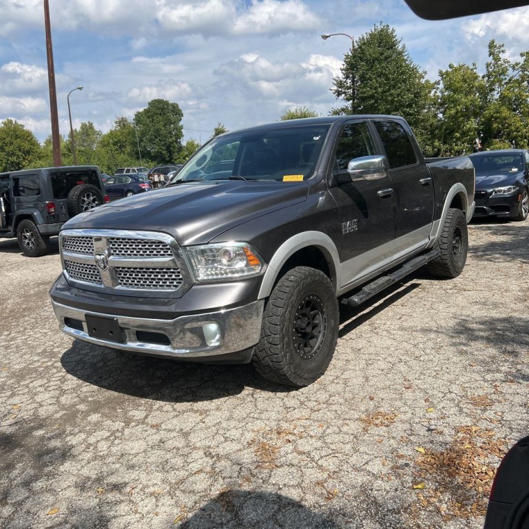 2017 RAM 1500 Image 3
